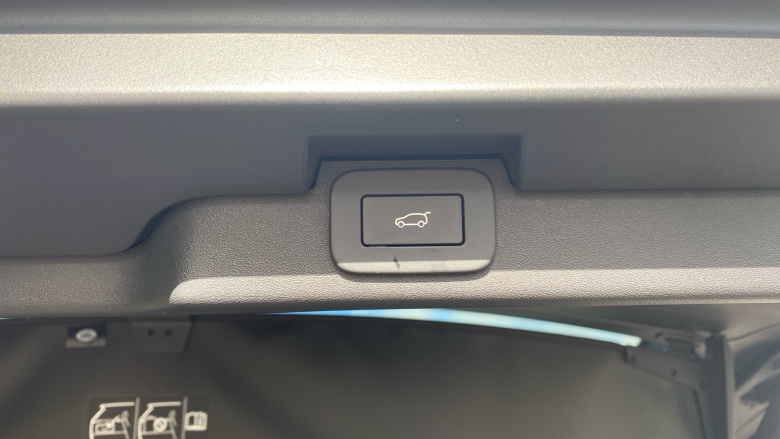 Land Rover Discovery 3.0 D350 Dynamic SE 5dr Auto Diesel Station Wagon